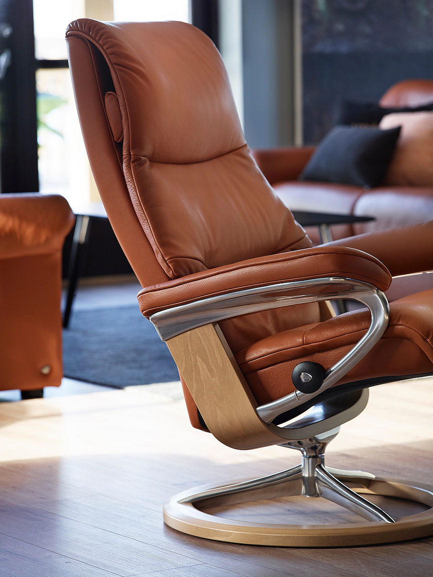 stressless-Noblesse_Tiger_eye_Leather
