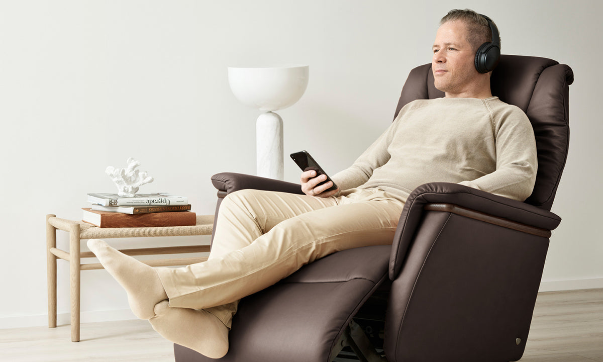 Stressless Max Small Power Recliner