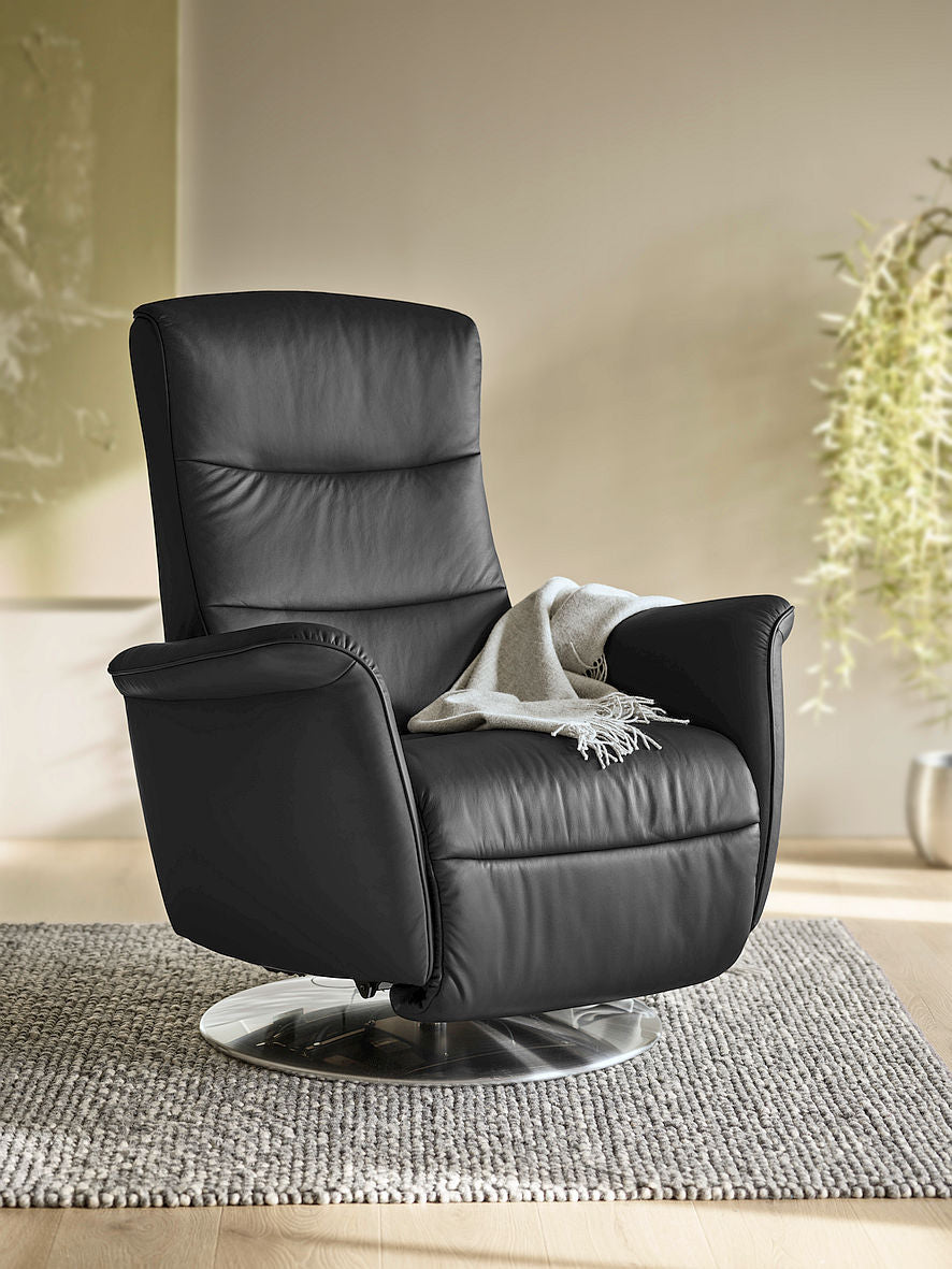 Stressless Mike Small Power Recliner (In-Stock)
