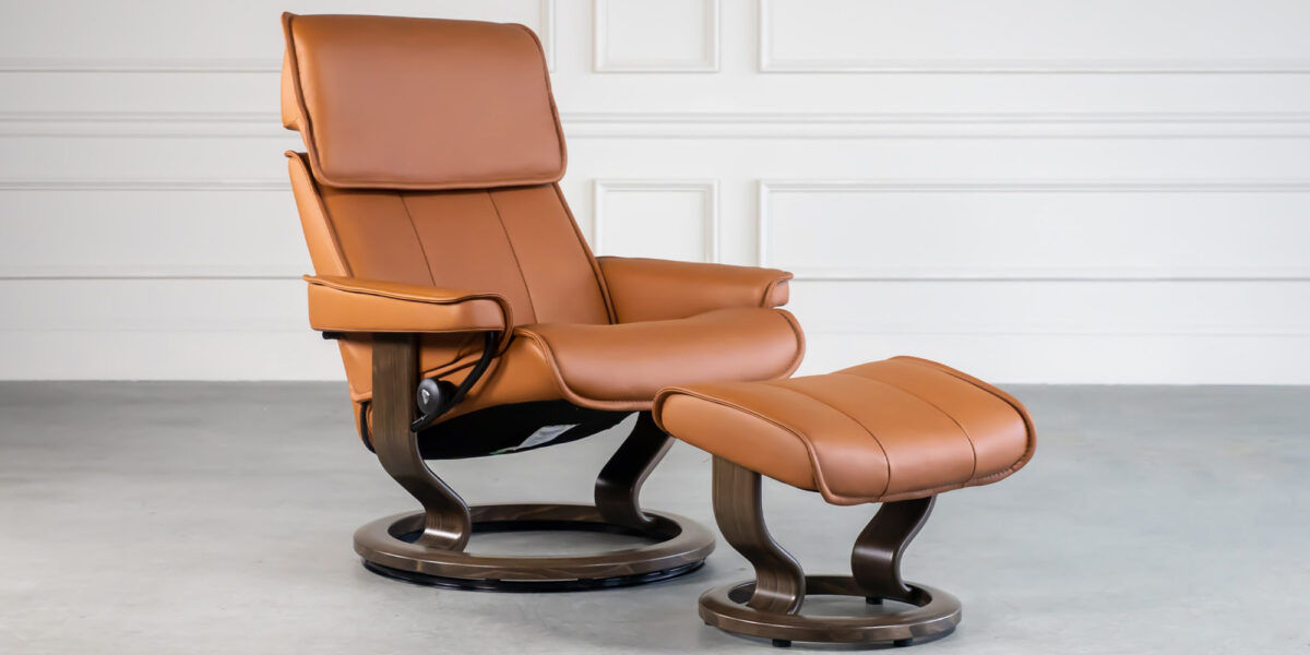 The Stressless Admiral Medium Classic recliner in Paloma New Cognac leather.